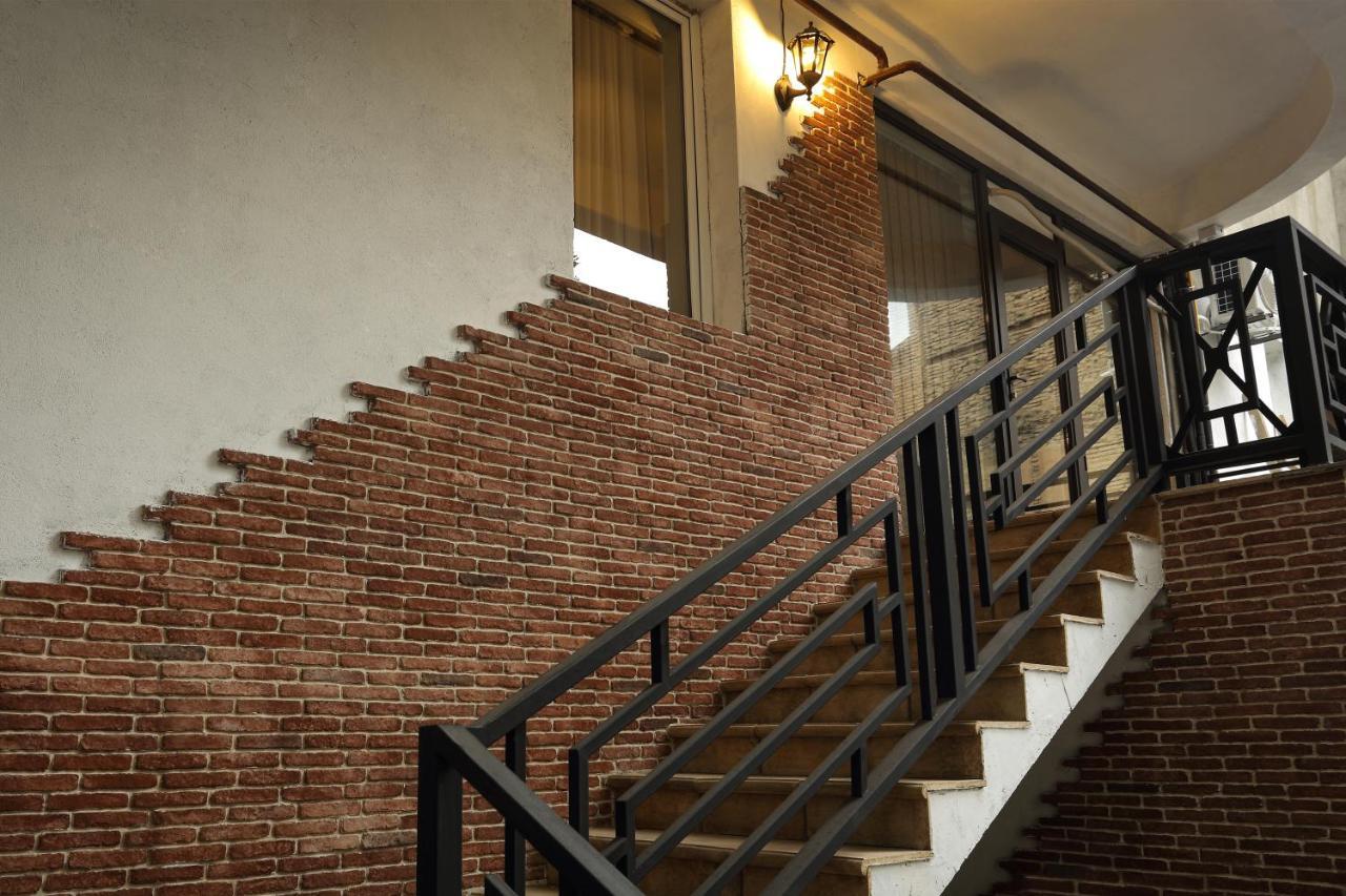 Winehouse Old Qvevri Apartments تبليسي المظهر الخارجي الصورة